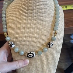 Tibetan Agate Dzi bead necklace 已開光三眼天珠 舍太翠