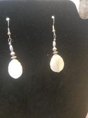 Genuine large carved mother of pearl leaf necklace – 26″ & Earrings M