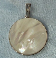 Sterling Pendant 35mm Gold Lip Mother of Pearl, Without Chain, Konder #288