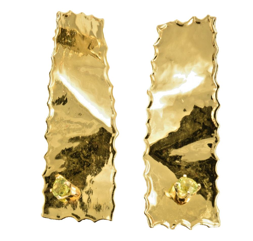 14 Karat Solid Gold Hammered Gold Peridot Curved Drop Earrings 6.6 Grams