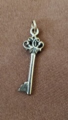 PENDANT/CHARM (KEY), Handcrafted, S.S…925, Silver, 1″ w/O-Ring