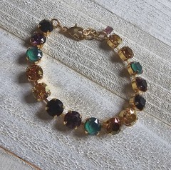 CB107 TheSparkledShell Princess Leia Purple Green Gold 8mm Crystal Bracelet