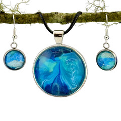 Pendant Necklace & Earrings Set Handmade «Mountain Waterfall» Silver Bezel Cord