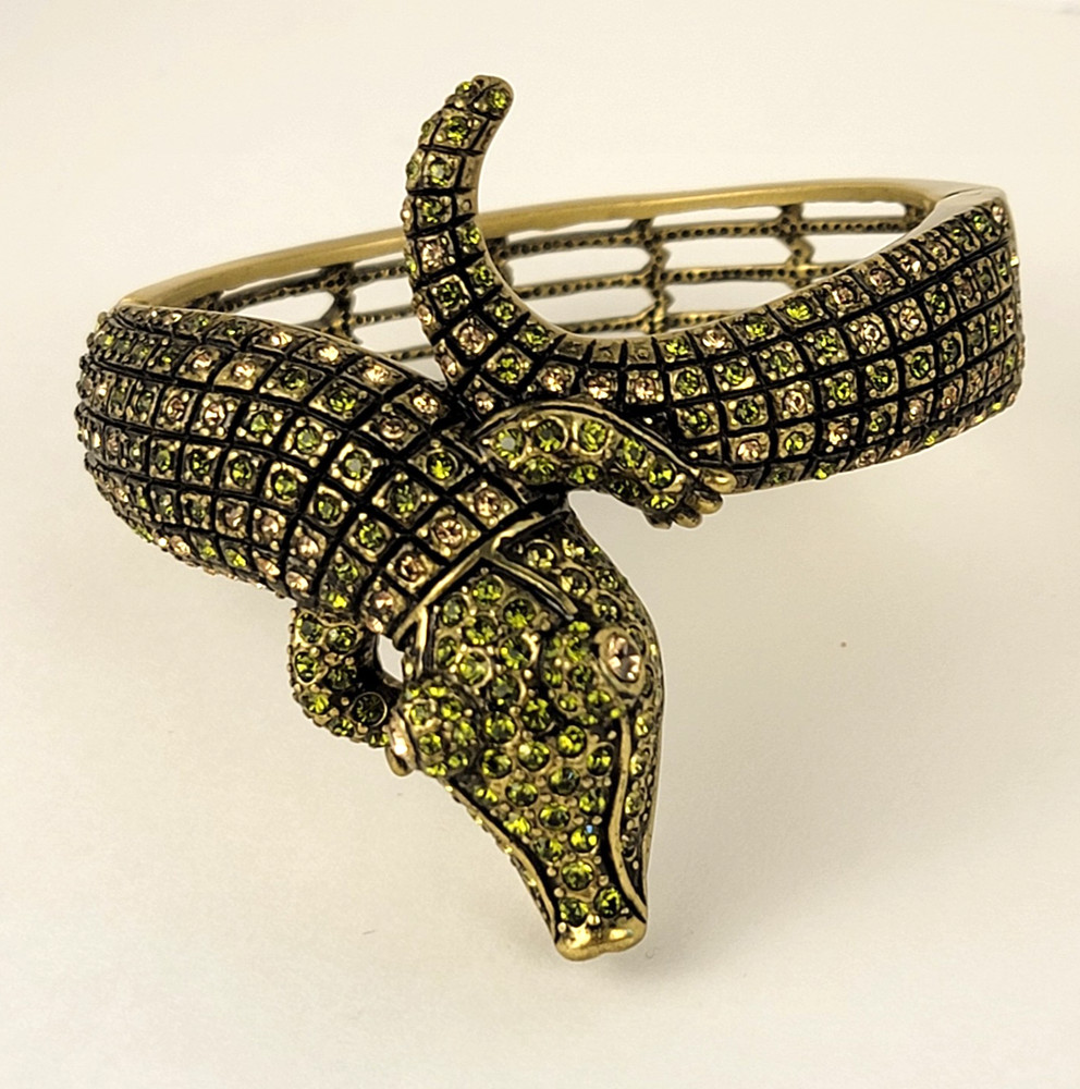 Heidi Daus Alligator Hinged Cuff Bangle Bracelet Olivine Peridot Crystal 7″
