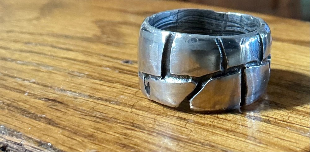 Cusco Ring, .size 10.5, 925 sterling silver, .487 troy ounces, lost wax cast