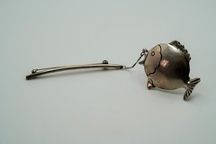 Vintage Sterling Silver SEGNER Artisan Fishing Fish Brooch 13.5cm 15g JB43