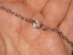 20″ Textured Chain with Witch’s Knot, Celtic Pendant Used as a Protection Symbol