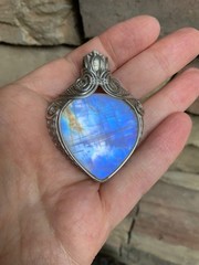 Large Artisan Handcrafted Sterling Silver Rainbow Moonstone pendant Brand New