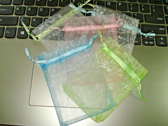 1 3/4″ Bead Dangle Abalone Heart SP Earrings, different color swirls
