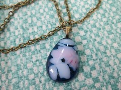Fused Glass Pendant w/ 18″ Antiqued Brass Tone Cable Chain / White Blue Pink / N