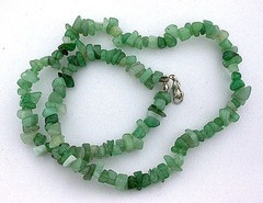GREEN AVENTURINE GEMSTONE GEM STONE CHIP BEAD 18 INCH NECKLACE WITH CLASP CBN14