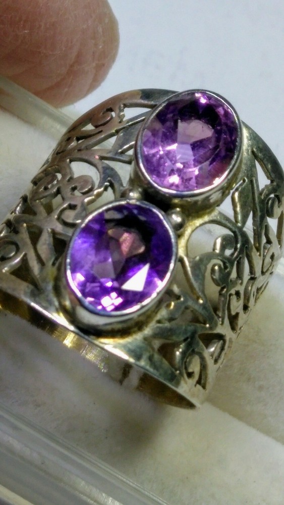APPEALING NATURAL TWIN AMETHYST IN .925 STERLING SILVER RING SIZE 6.75-7.0!