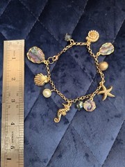 SEA TREASURES BRACELET & CHARMS