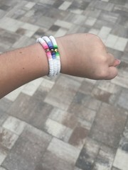 White Pink Green Blue Gold Beaded Stretch Bracelet, Round Shape, Unisex