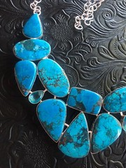 Mountain Sky Blue Turquoise Dark Matrix Necklace 18-19″ Southwestern