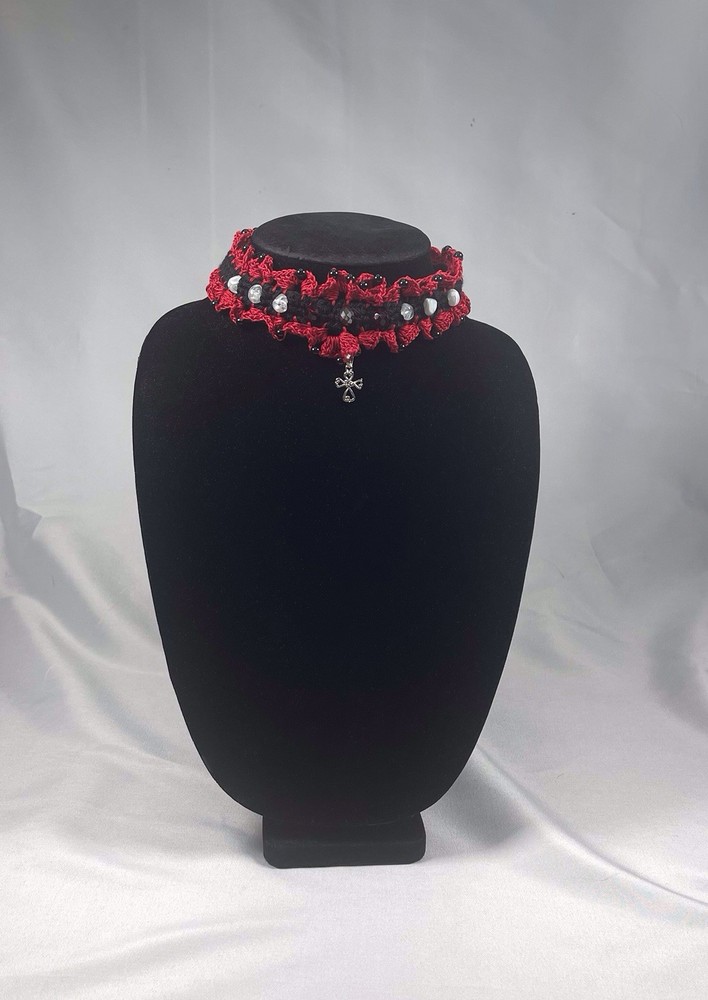 Vintage Handmade Goth Crochet Red & Black Choker Necklace by Odythia