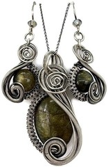 Labradorite and Sterling Silver Necklace and Earrings Set with Swarovski Crystal