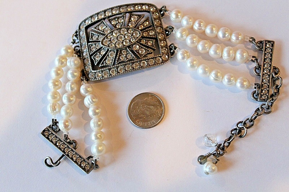 HALEY HILL SILVERTONE W/WH. PEARL & RHINESTONE 3 STRAND BRACELET 1 1/2 X 7-9″