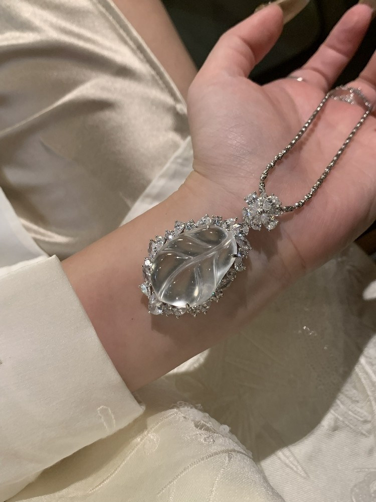 Handmade Leaf Shaped Natural Jade Pendant – Gift Ready, Unique Artisan Jewelry