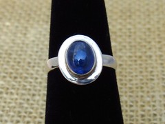 Unique Oval Tanzanite and Sterling Silver Ring Size 7.50 Weight 4 Grams