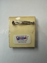 Vintage Lucinda Pin Designs by Lucinda Women Pin Brooch #1
