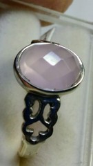 CHARMING NATURAL ROSE QUARTZ IN .925 STERLING SILVER RING SIZE 8.25-8.5!