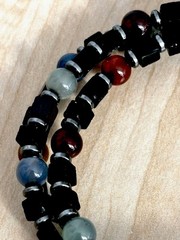 Glass Beaded Bracelet / Fits Wrist Size 7.25 In/ Jewel Tones