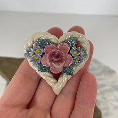 Handmade CERAMIC HEART ROSE Flower Forget Me Nots 3D Pottery Vtg Artisan Brooch