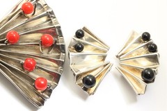 Designer Signed Mixed Metals Large Beaded Bow Ruffle Pin & Earrings Set 56g