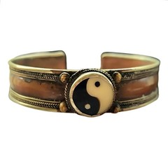 Rare Artisan Vintage Bracelet Copper Yin Yang Stone Open Cuff Handmade Spiritual