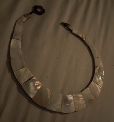 White_Black Mother Of PEARL Statement 16″ COLLAR NECKLACE Iridescent_REVERSIBLE