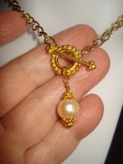 16″ 10mm Freshwater Creamy Pearl 15mm Vermeil Gold Toggle GP 5x7mm Chain Choker