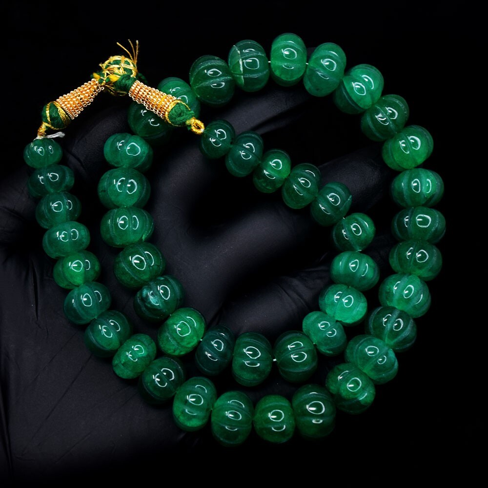 Top Grade Selling Carved Emerald 428. Cts Wonderful Necklace Jewelery VK 30 E632