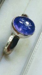 APPEALING NATURAL TANZANITE IN STERLING SILVER 925 RING SIZE 7.25!