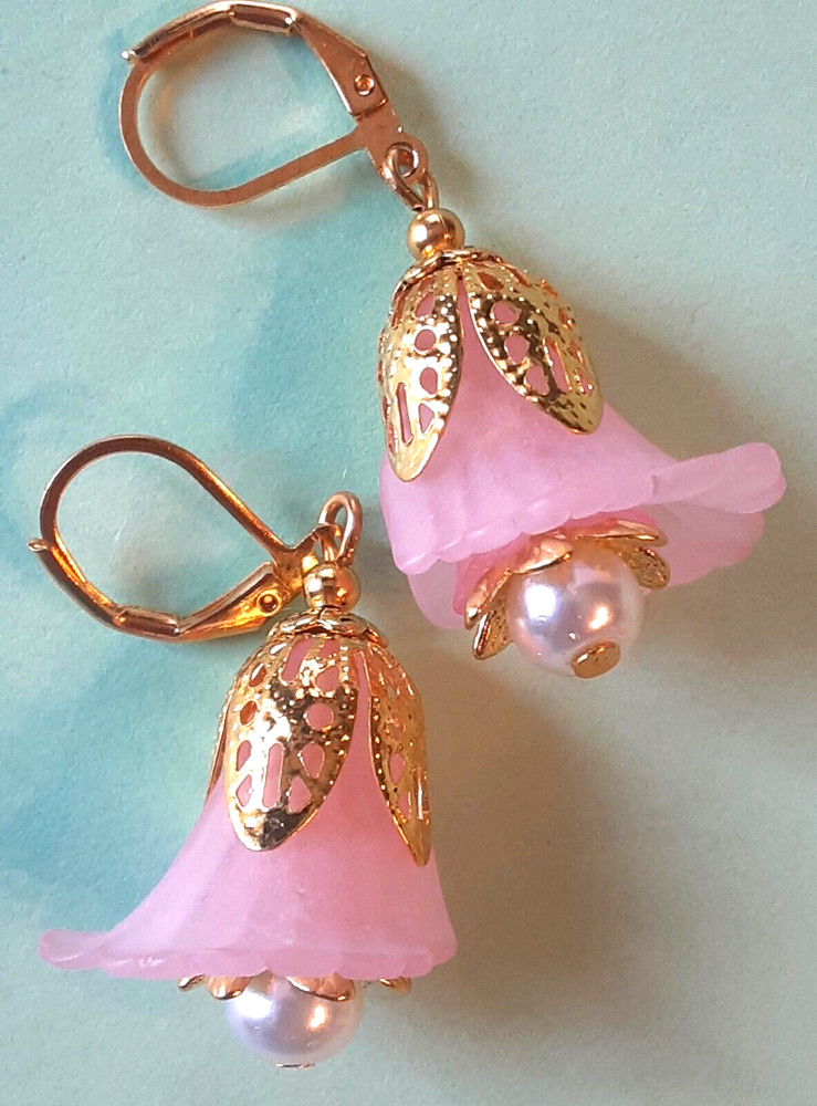 PINK TRUMPET FLOWER Filigree & Glass Pearl ACRYLIC earring GP LEVER BACK 722