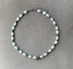 SEA TURTLE Glass Beads Choker Necklace White/Silver/ Blue Unisex 17”