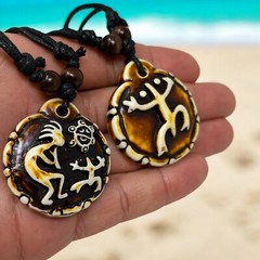 PUERTO RICO BORICUA SUN TAINO SUN WOOD RESIN PENDANT NECKLACE SOUVENIRS NEW
