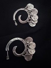 Uno de 50 Earrings 925 Silver Pierced Post Dangling Circle Charms