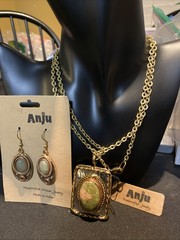 Anju Artisan Jewelry Set Unakite Pendant Necklace 30” & Aventurine Earrings