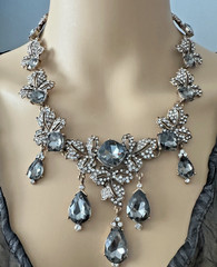 Beautiful Big Grey Rhinestones Bling Gold Tone Bib Statement Necklace