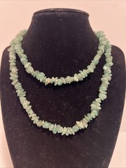 VTG Tumbled Single Strand Green Aventurine Gemstone Chip Nugget 31” Necklace