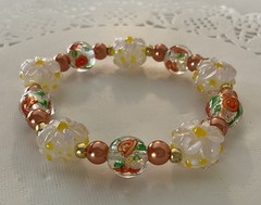 Ladies Beautiful Orange & Yellow Floral LampWork Beaded Stretch Bracelet 7.25”
