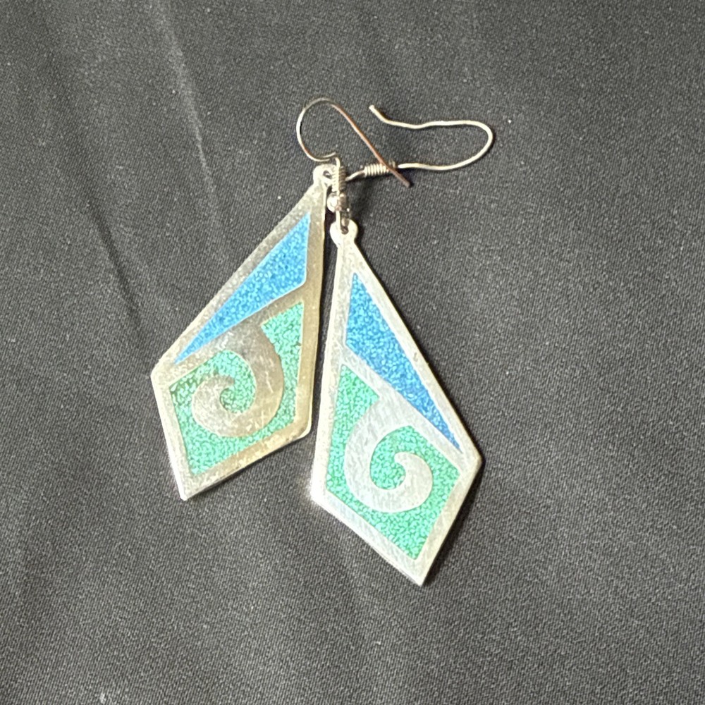Sterling silver 925 crushed turquoise lapis inlaid earrings Mexican Southwestern