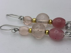 Artisan Pink Speckled Beaded Silver Tone Hook Dangle Drop Earrings 2.5 Inch