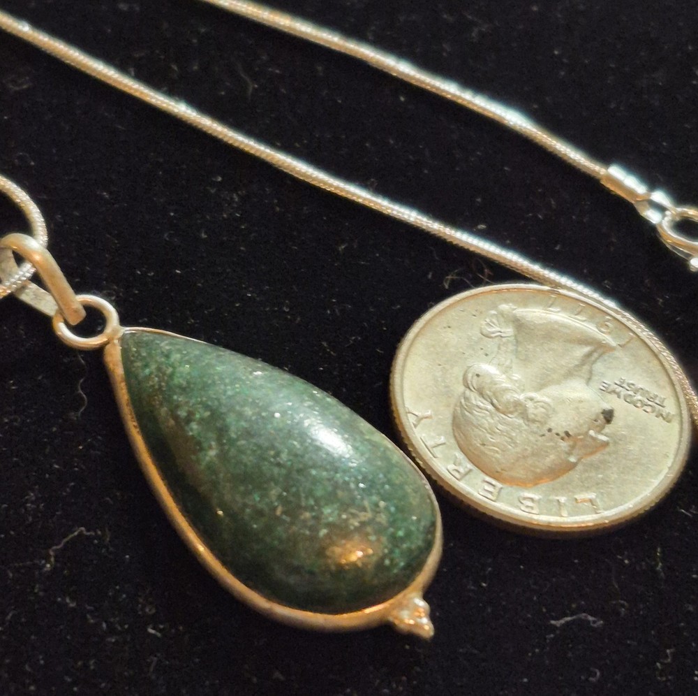 925 Sterling Silver Green Aventurine Teardrop Pendant Necklace 18″ Snake Chain