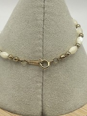 Vintage Boho Mother of Pearl Gold Tone Beaded Bracelet by Avon 6.5” Christmas