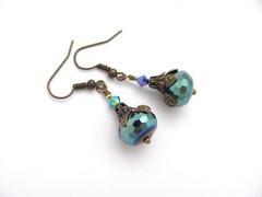 Green Blue Crystal Earrings Antiqued Brass Vintage Design Victorian Style Chic