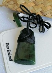 New Zealand Jade Greenstone Polished Toki pendant 45mm L Unisex