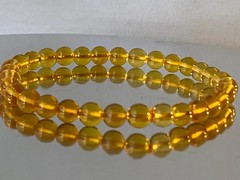 Mexican Blue Amber Bracelet 6mm 7.5″ | UV Reactive | Lightweight – L1413
