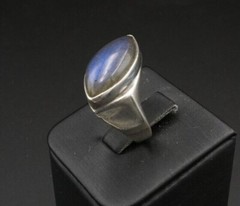 Hand-made Sterling Silver Bezel Set Marquise Labradorite